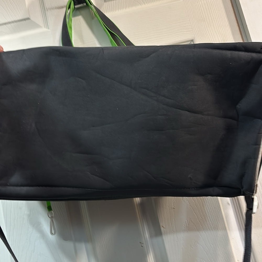 Rare adidas Squad 3-Stripe Duffel Bag Charcoal with Green Stripes - Picture 12 of 15